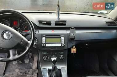 Volkswagen Passat  2006