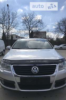 Volkswagen Passat  2010