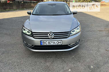 Volkswagen Passat  2012