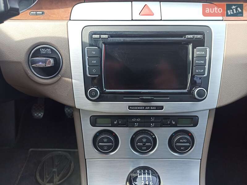 Седан Volkswagen Passat