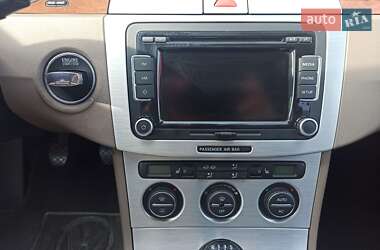 Volkswagen Passat  2008