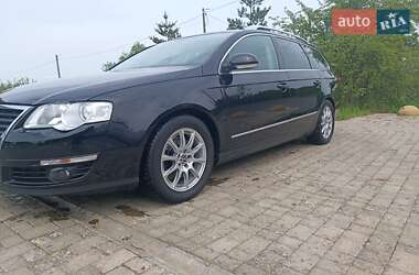 Volkswagen Passat  2010