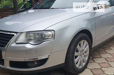 Volkswagen Passat  2010