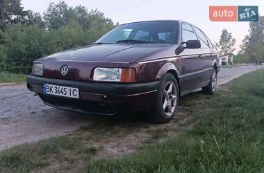 Volkswagen Passat  1992