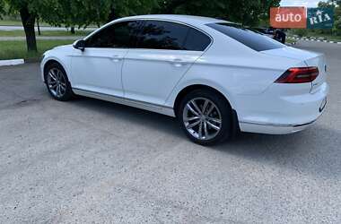 Volkswagen Passat  2016