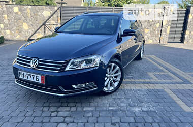 Volkswagen Passat  2011