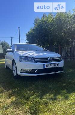 Volkswagen Passat 2011