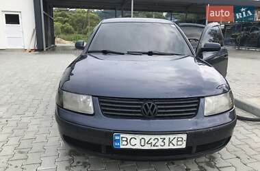 Volkswagen Passat  1998