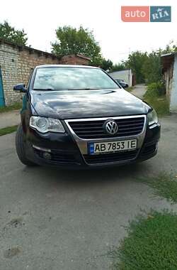 Volkswagen Passat  2005