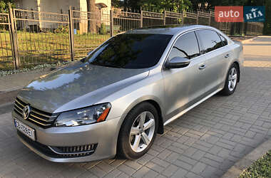 Volkswagen Passat  2011