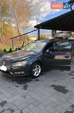 Volkswagen Passat  2011