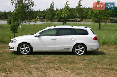 Volkswagen Passat  2011