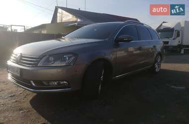 Volkswagen Passat  2011