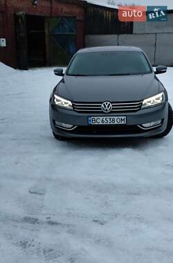 Volkswagen Passat 2013