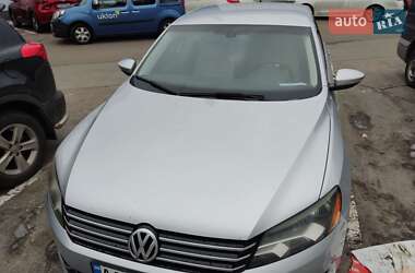 Volkswagen Passat  2011