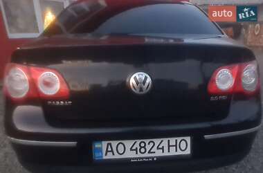 Volkswagen Passat  2005