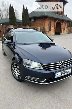 Volkswagen Passat  2011