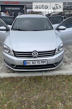 Volkswagen Passat  2012