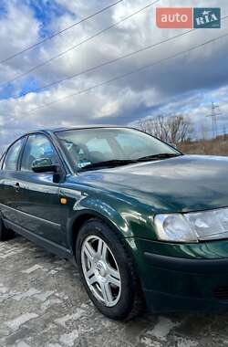 Volkswagen Passat  1998