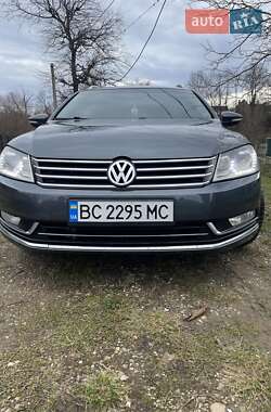 Volkswagen Passat  2012