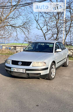 Volkswagen Passat  2000