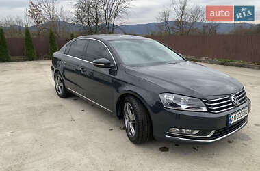 Volkswagen Passat  2011