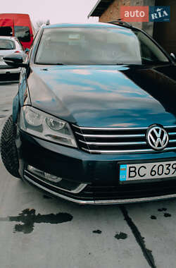 Volkswagen Passat  2011