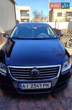 Volkswagen Passat  2005