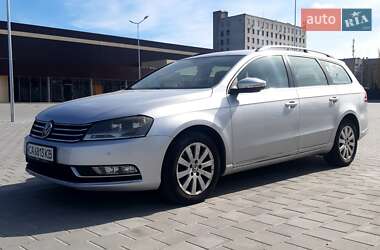 Volkswagen Passat  2010