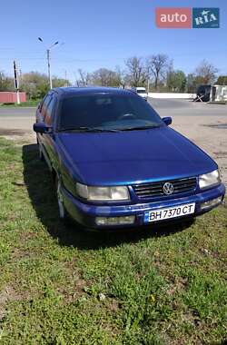 Volkswagen Passat  1993
