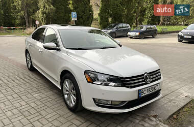Volkswagen Passat 2011