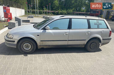 Volkswagen Passat  1998