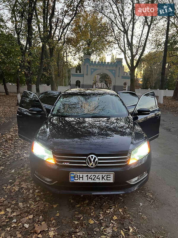 Volkswagen Passat 2012 року в Одесі