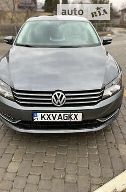 Volkswagen Passat  2013