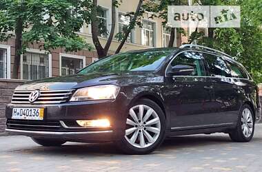 Volkswagen Passat  2012