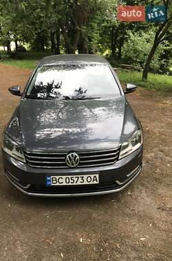 Volkswagen Passat 2011