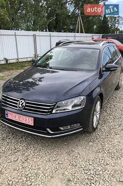Volkswagen Passat  2011