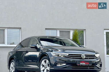 Volkswagen Passat  2019