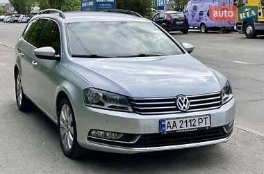 Volkswagen Passat  2011