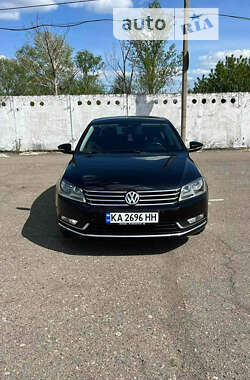 Volkswagen Passat  2011
