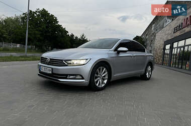 Volkswagen Passat  2015
