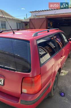 Volkswagen Passat  1998