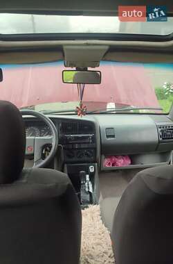 Volkswagen Passat  1989