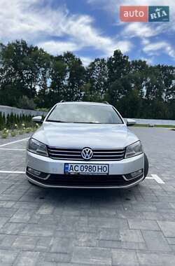 Volkswagen Passat  2012
