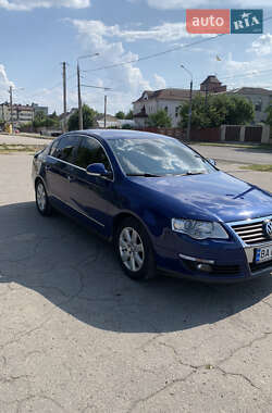 Volkswagen Passat  2005