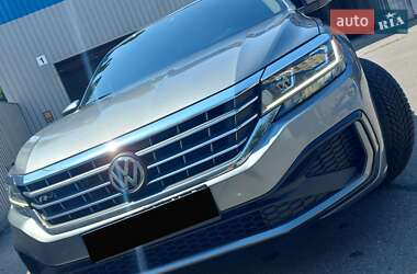 Volkswagen Passat  2020