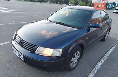 Volkswagen Passat  1998