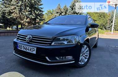 Volkswagen Passat  2011