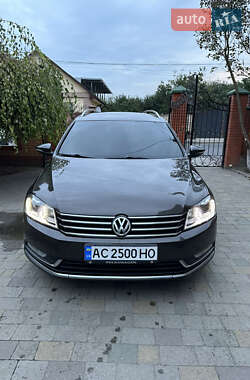 Volkswagen Passat  2012
