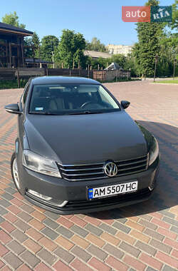 Volkswagen Passat  2012